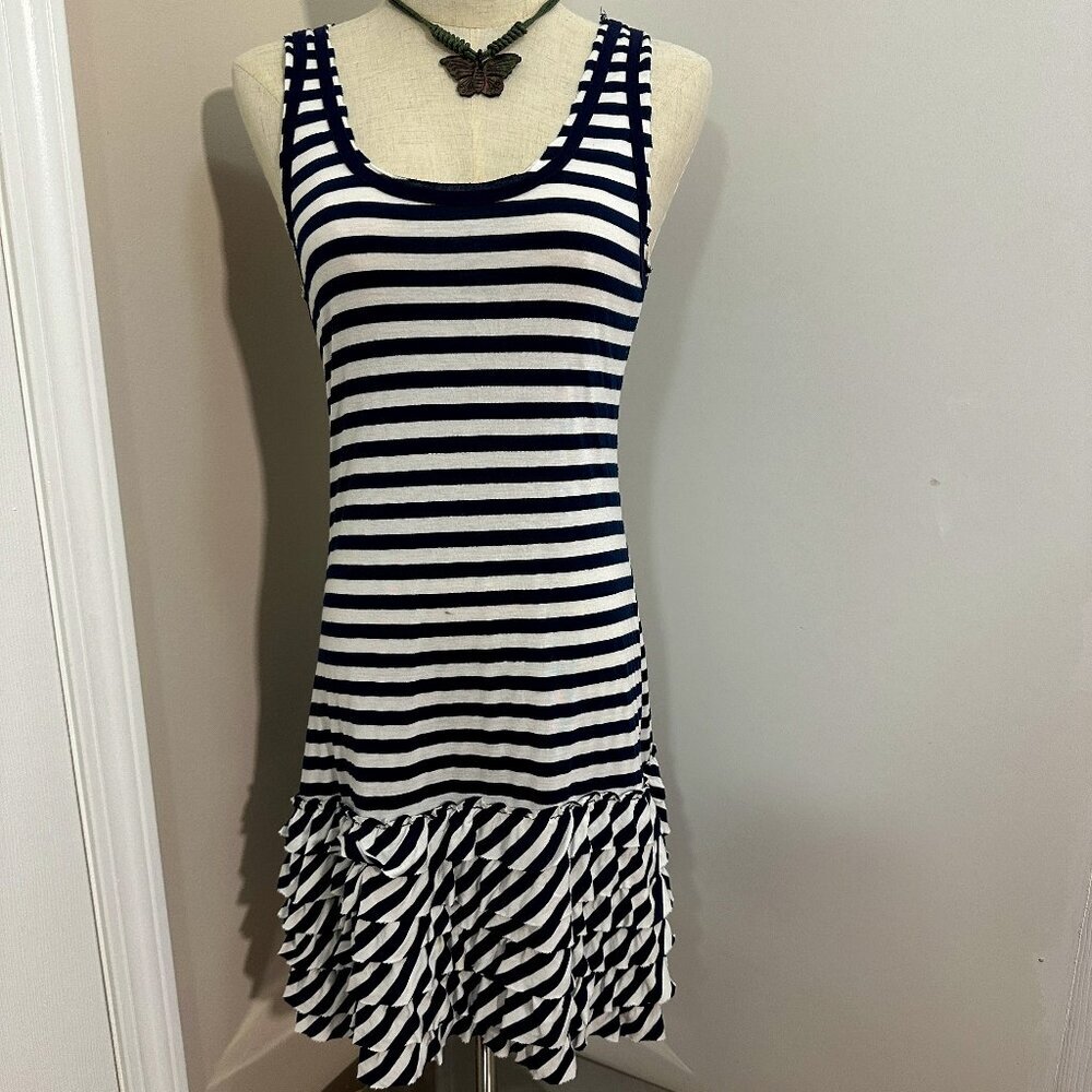 Trimmed sleeveless waisted shirt (S/M)